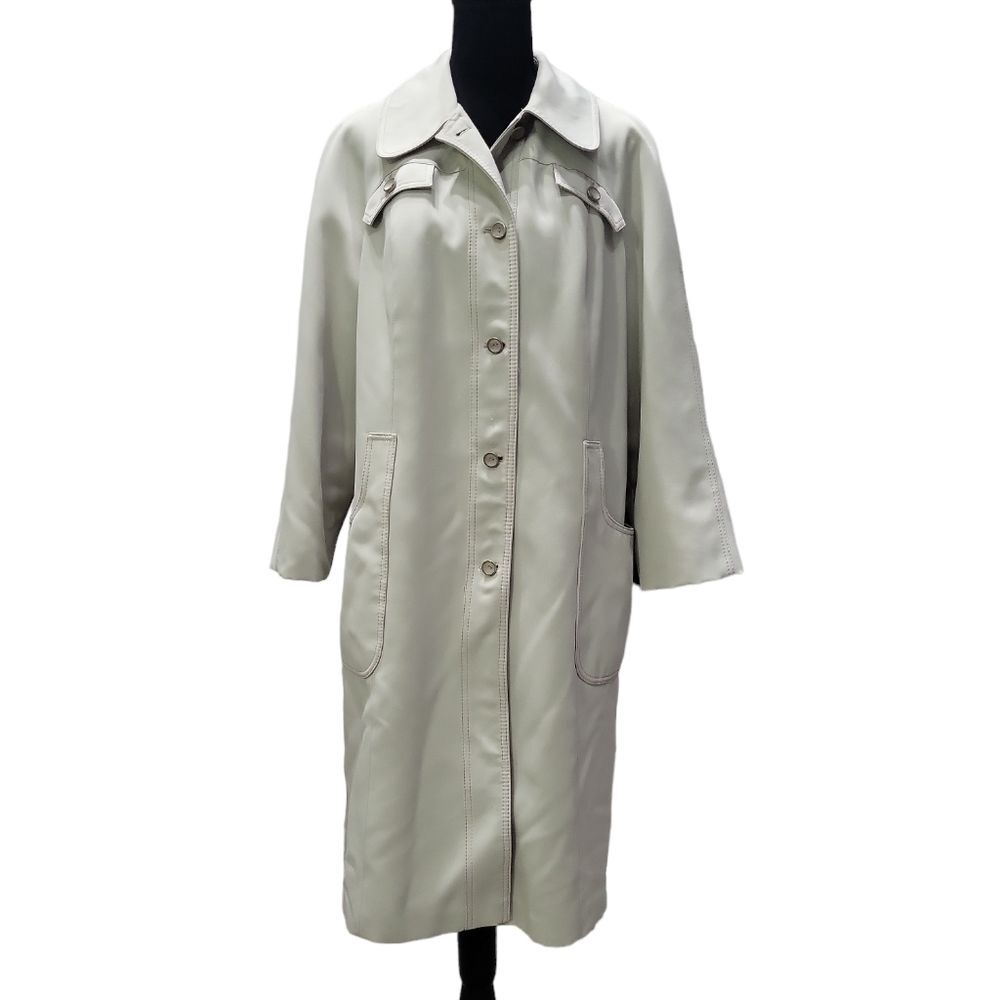 EUC vintage Forecaster International Women’s trenchcoat 16.5
